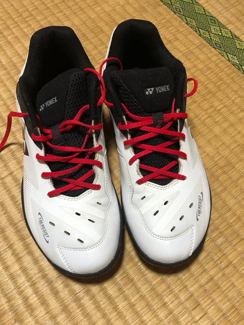 YONEX バドミントンシューズ 65zホワイト/レッド