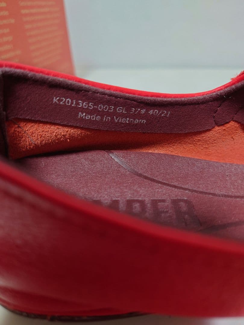 極美品✨カンペール ライトニナ ストラップバレエシューズ 赤