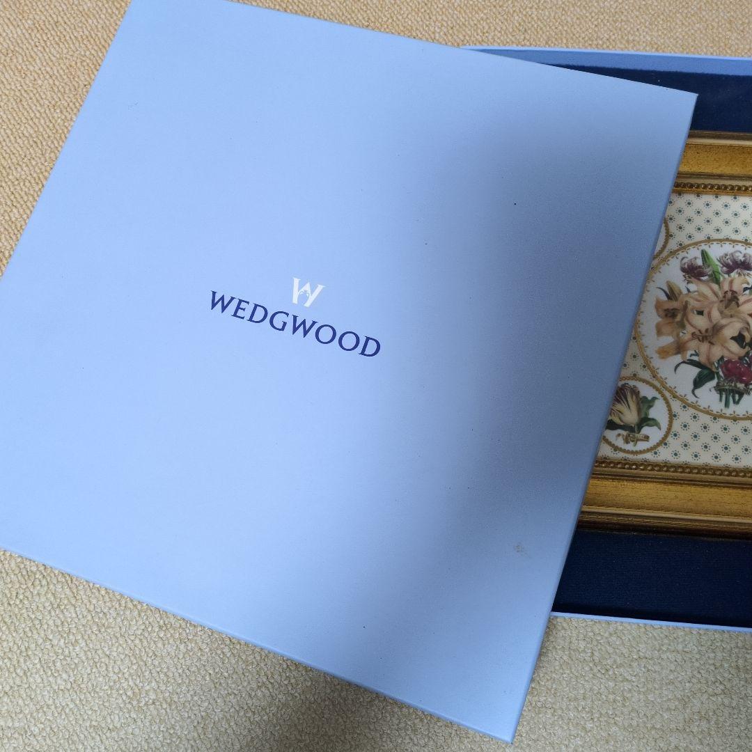 ウェッジウッド「フラワーブーケ」　　陶板　　額装