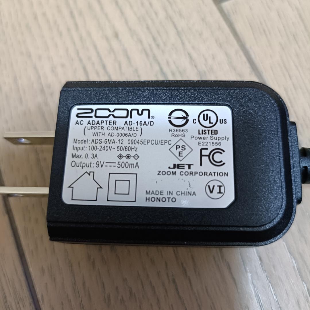 Zoom G6 マルチエフェクター ACアダプタ付 純正箱あり 保護フィルム貼付