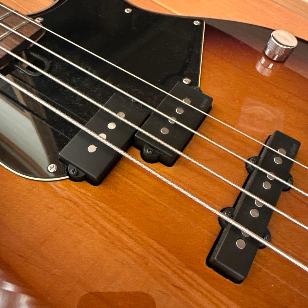 ベース Yamaha BB434