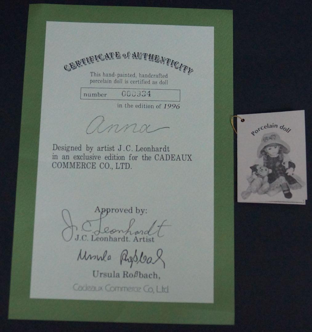 イギリス限定可愛らしいビスクドール女の子磁器人形by J.C.leonherdt