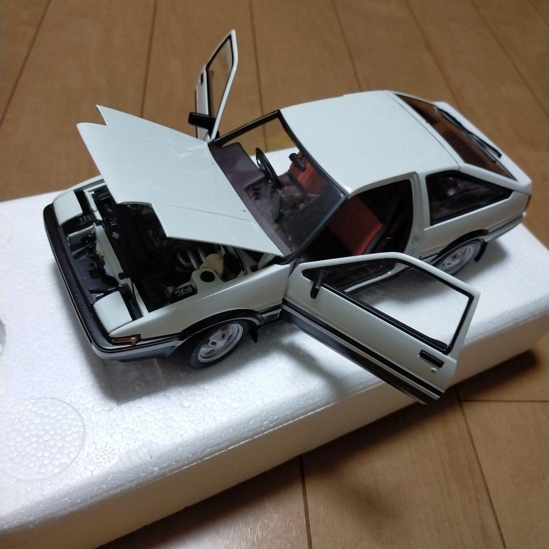 AUTOart TOYOTA sprinter trueno 1/18 模型