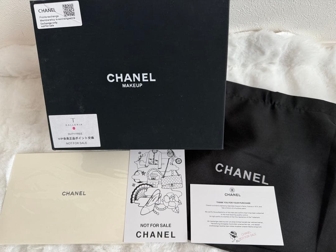 CHANEL VIP ショルダーバッグ　ベロア ゴールドチェーン　ノベルティ