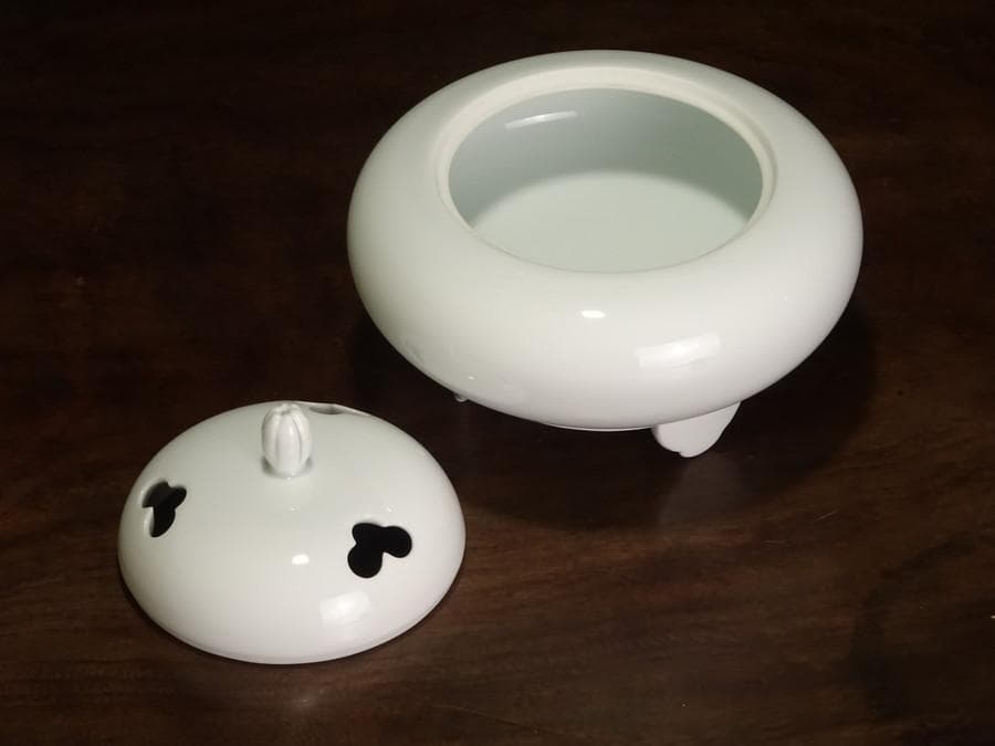 人間国宝　井上萬二　本人作　白磁　香炉　香道具　茶道具　飾物　床間飾