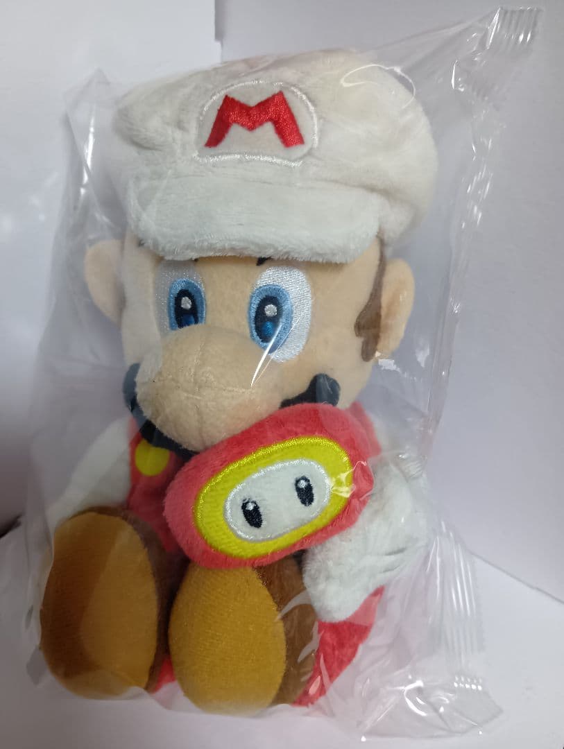 ファイヤーマリオ　ぬいぐるみ