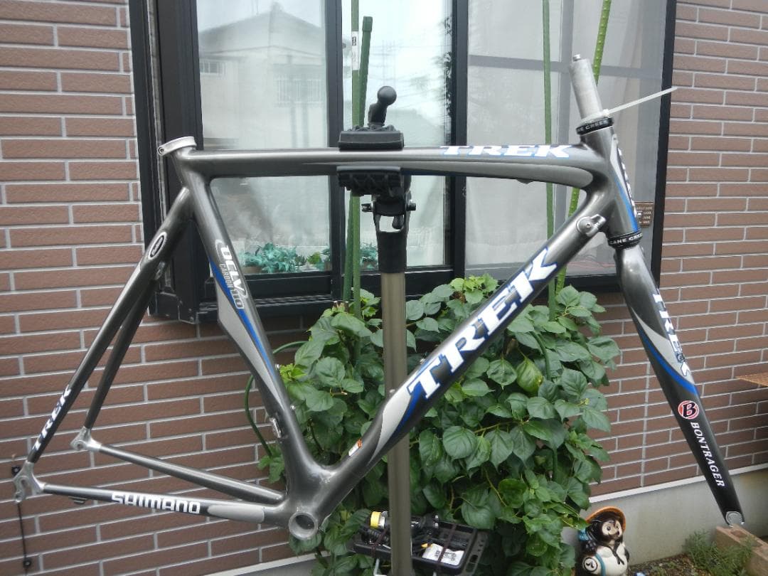TREK ロードバイクフレーム Madone 5.9　58サイズ