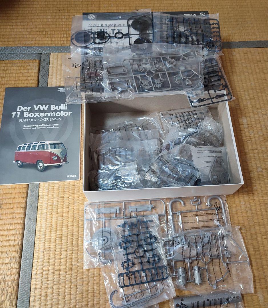 FRANZIS フランジス　１/４スケール　VW４気筒水平対向エンジンプラモデル