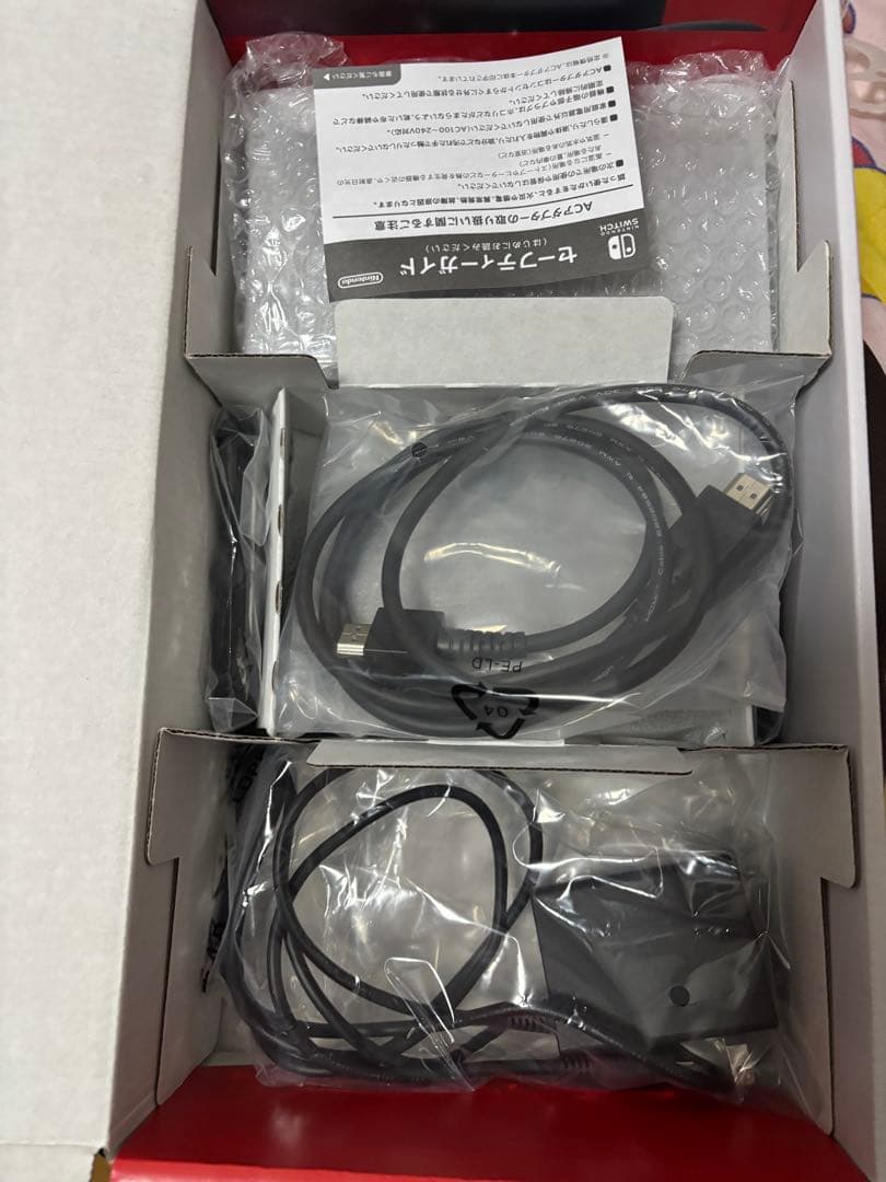 Nintendo Switch 本体　＋　ソフト4個セット