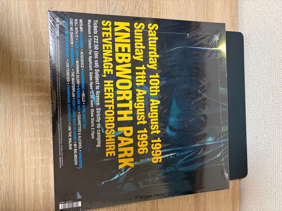 Oasis Knebworth 1996 レコード