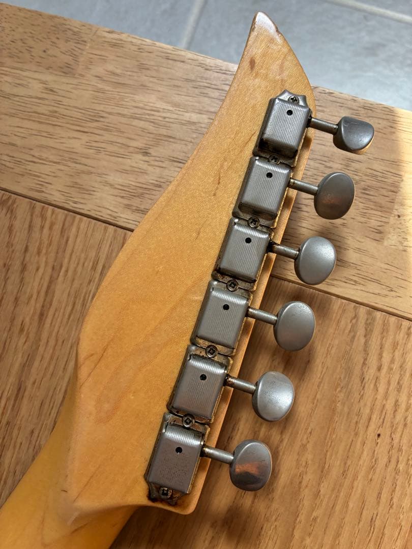 ギター　TOKAI BLAZING FIRE Talbo