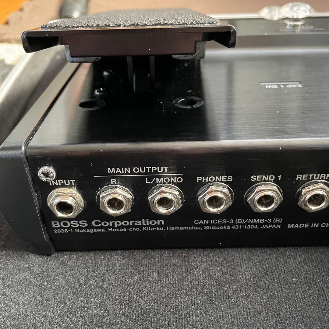 BOSS GT-1000 マルチエフェクター　ハードケース付き