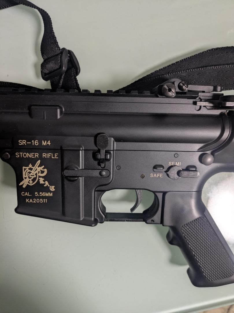 東京マルイ SR-16 ナイツ M4カービン スタンダード電動ガン18歳以上対象