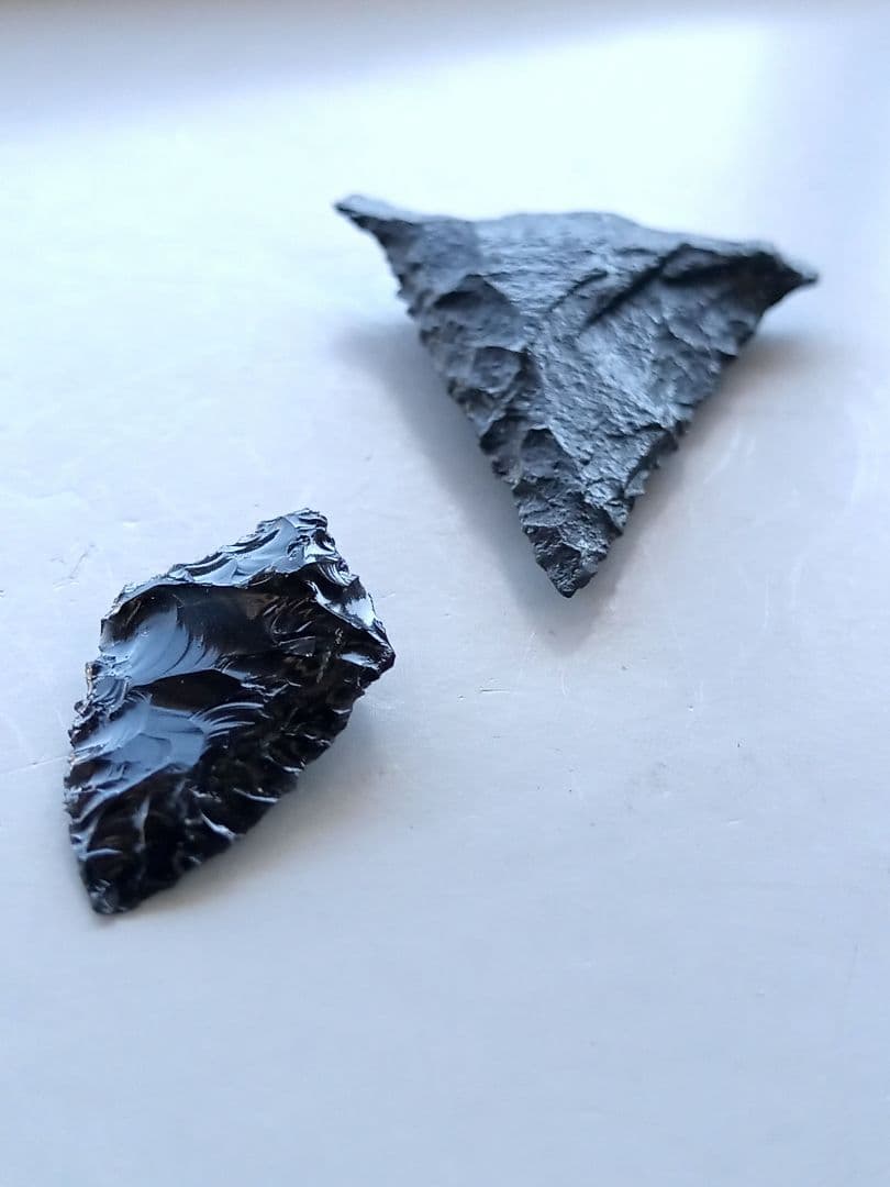 神代セット   ; . カムイ神代世界観　勾玉 ラピスラズリ六角柱 石鏃 石器