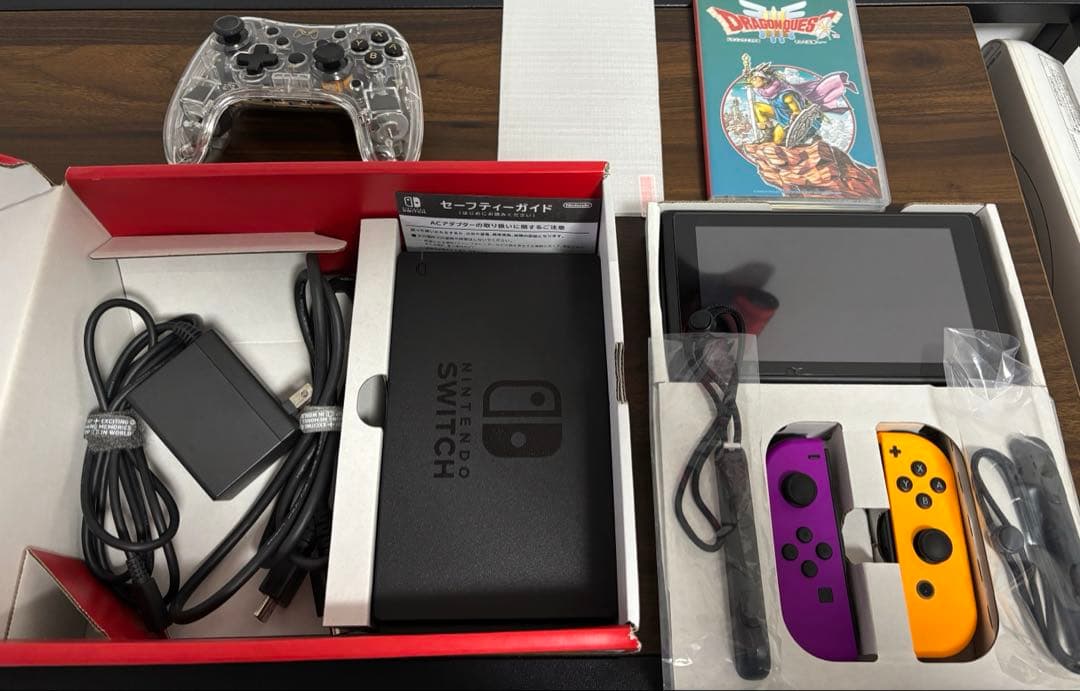 NintendoSwitch本体＆ドラゴンクエストIIIセットおまけ付き