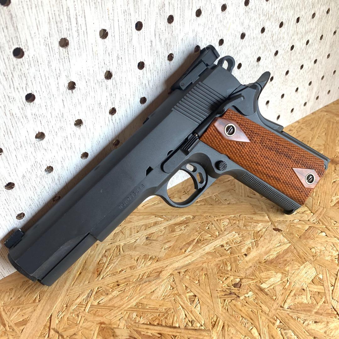 S2S M1911 ハンドガン エアコッキング ブラック シルバー木製柄グリップ