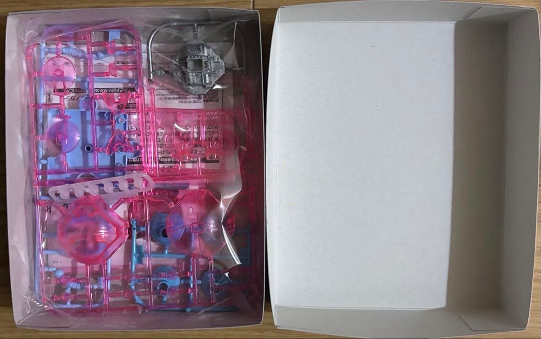 【値下げ中】モモハロ　MGユニコーンガンダム リサーキュレーションカラー