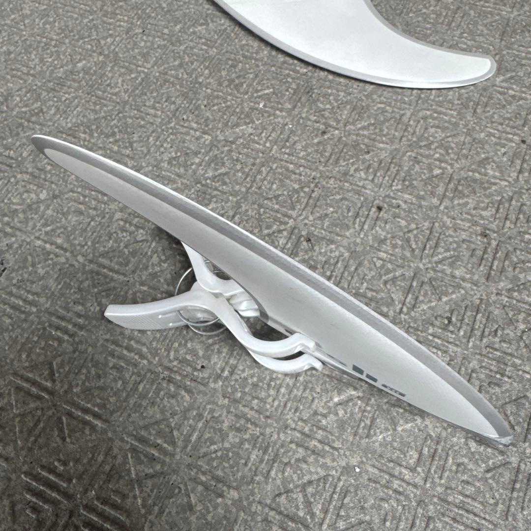 FCS II HI ホワイト サーフボードフィン 3枚セット