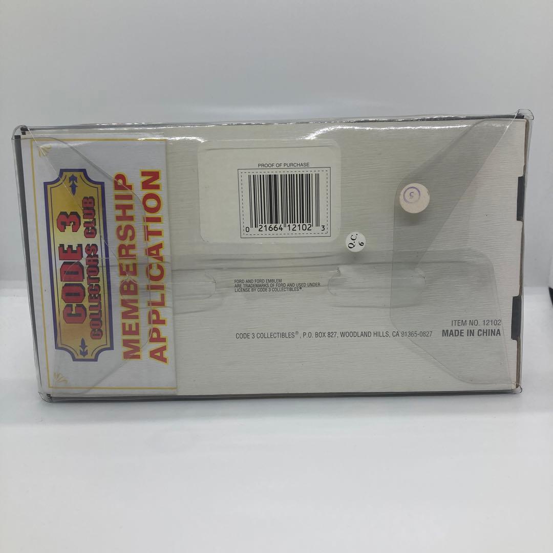 未使用 CODE3 AMBULANCE DIE CAST ミニカー