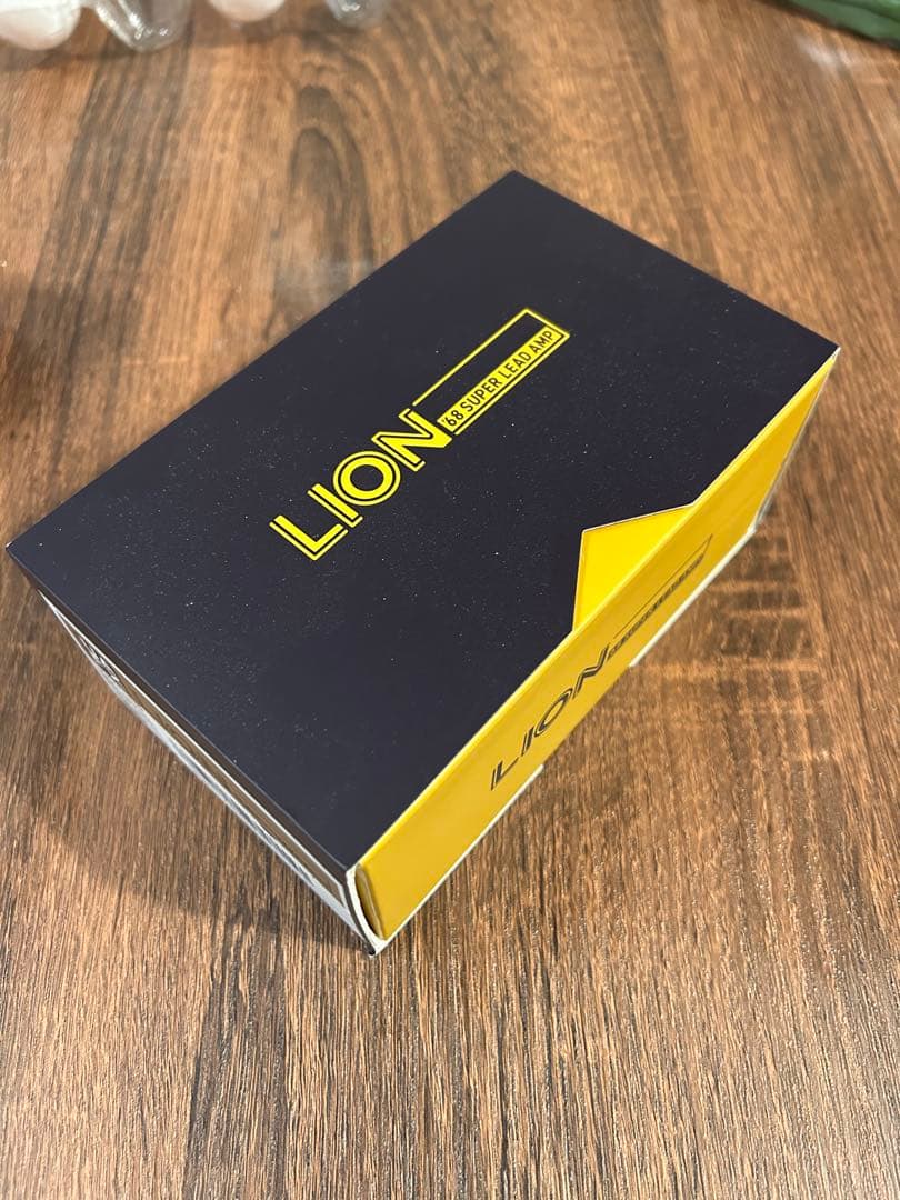 ギター Universal Audio LION Super Lead Amp