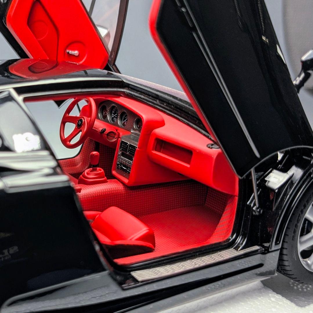 オートアート 1/18 ブガッティ EB110 SS ブラック 70919