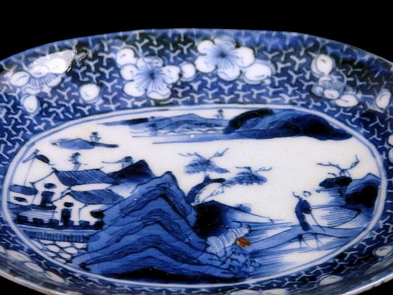 古伊万里　染付　墨弾き　梅に山村の図　手塩皿　A961AS-CWi