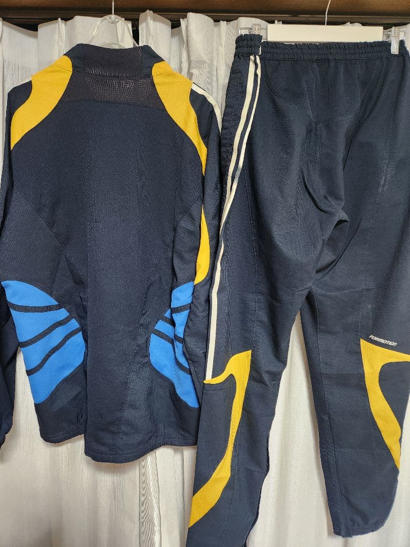 日本体育大学　日体大　サッカー部　支給　ジャージ