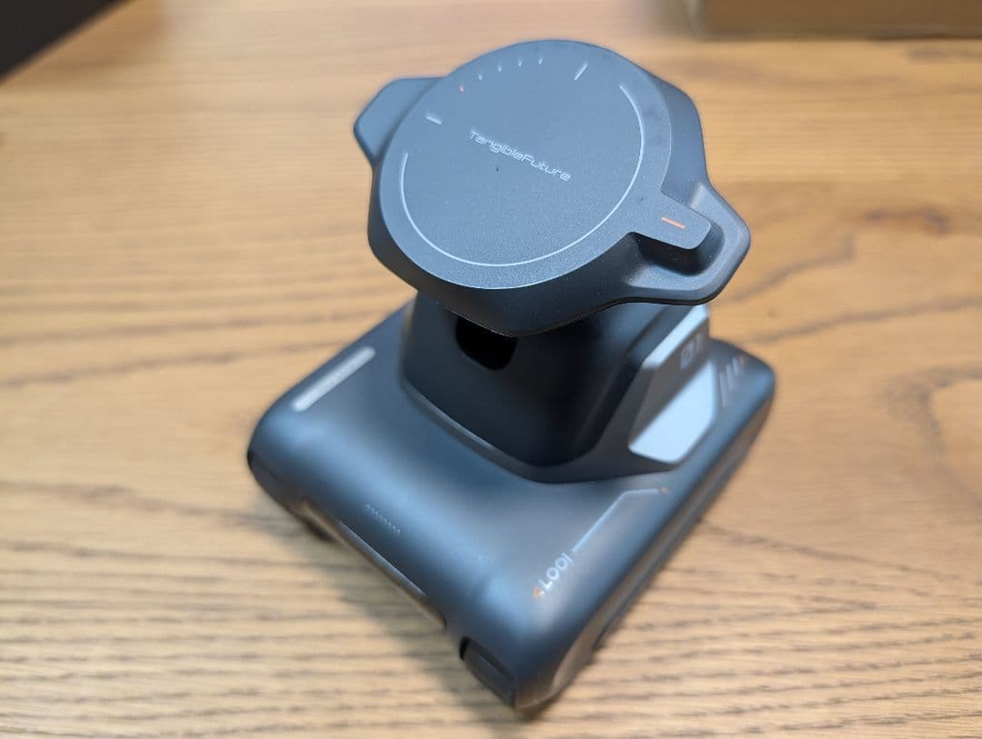 LOOI Robot（ChatGPT搭載)