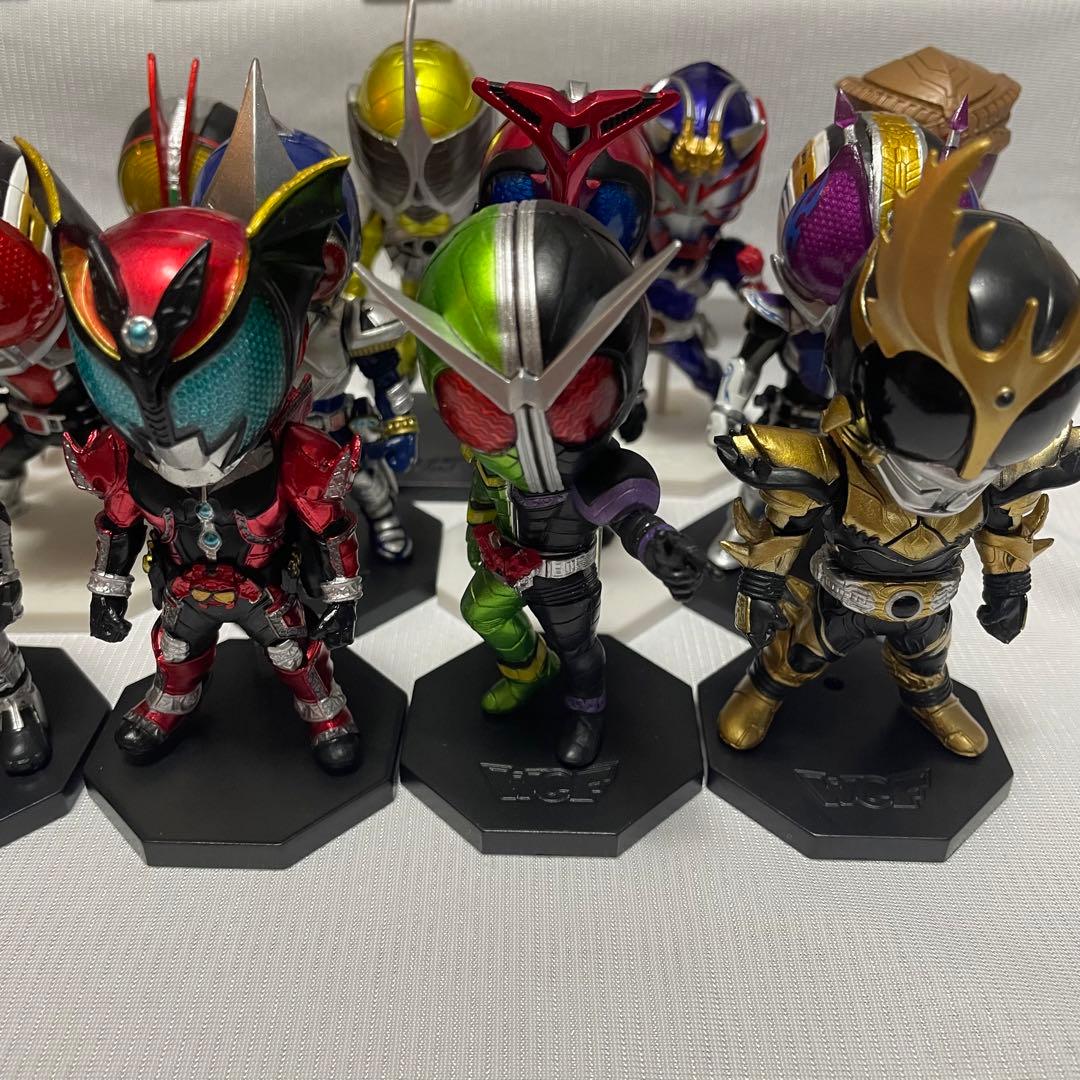 仮面ライダーワールドコレクタブル　24体