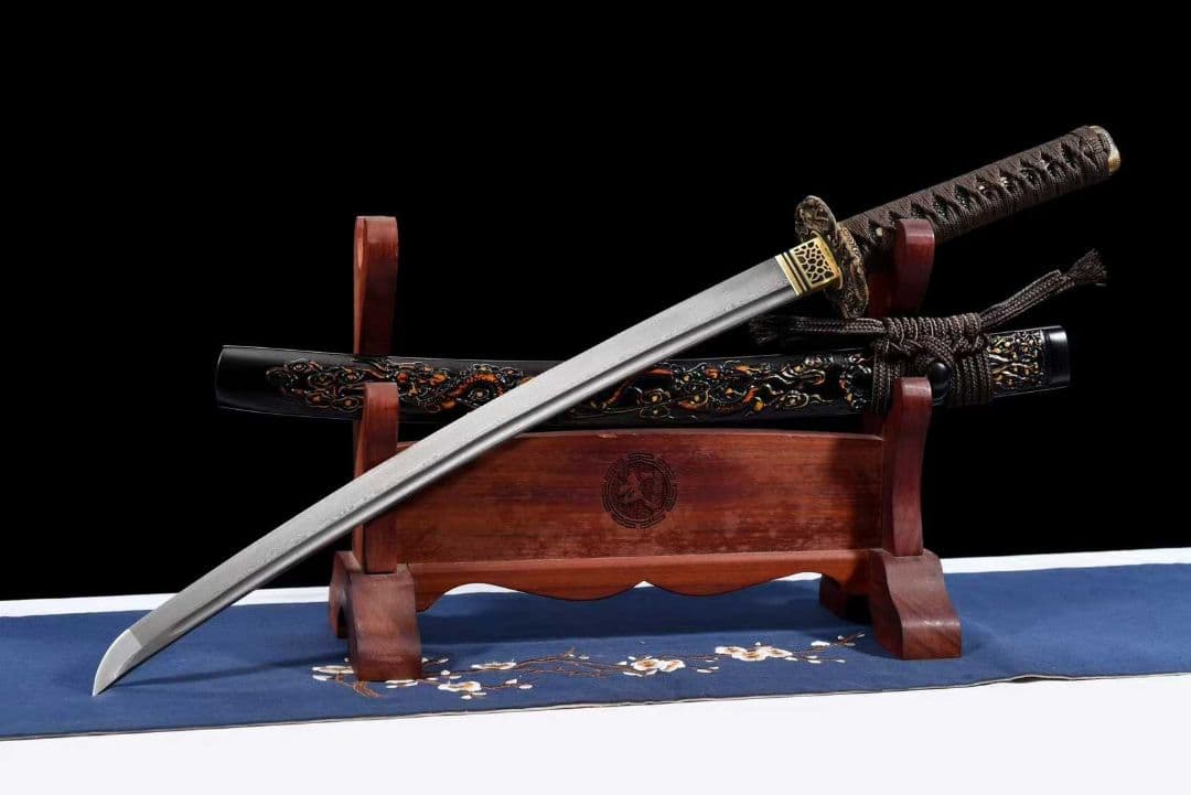 【龍鎮乾坤】古兵器 武具 刀装具 日本刀　模造刀 居合刀 武士道 鑑賞用 美術刀