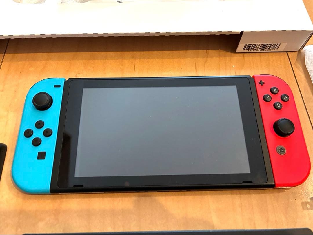Nintendo Switch 本体とアクセサリーセット