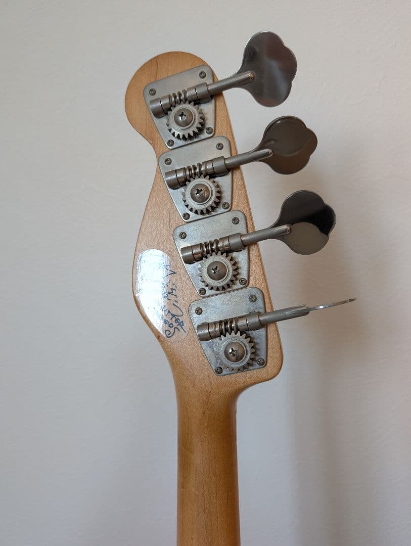 bacchus エレキベース 青緑 GLAY JIROモデル