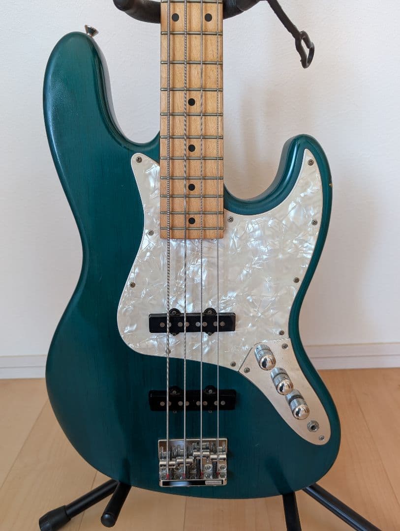 bacchus エレキベース 青緑 GLAY JIROモデル