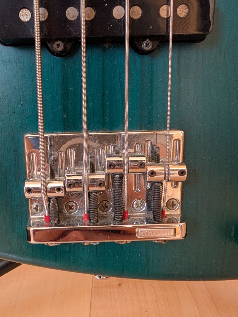 bacchus エレキベース 青緑 GLAY JIROモデル