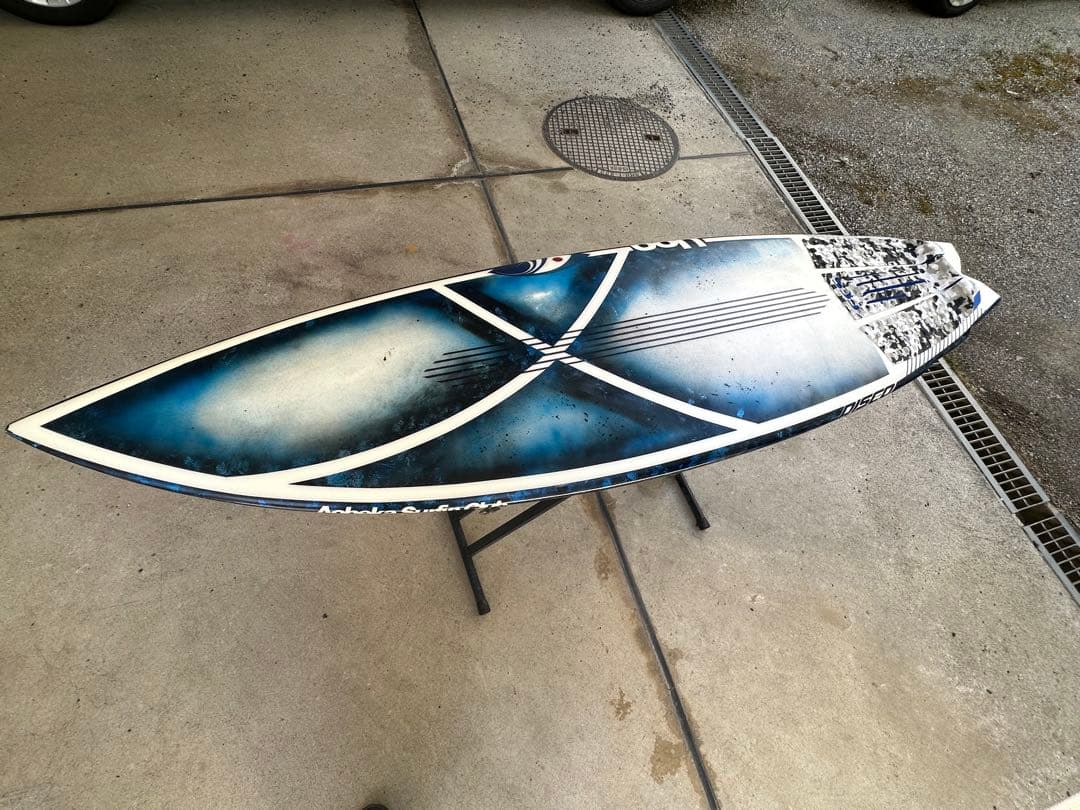 シャープアイサーフボードのディスコテックのEPSボードです。