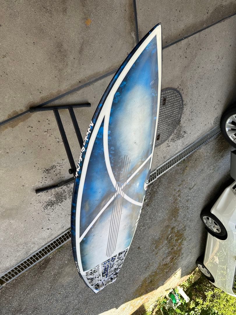 シャープアイサーフボードのディスコテックのEPSボードです。