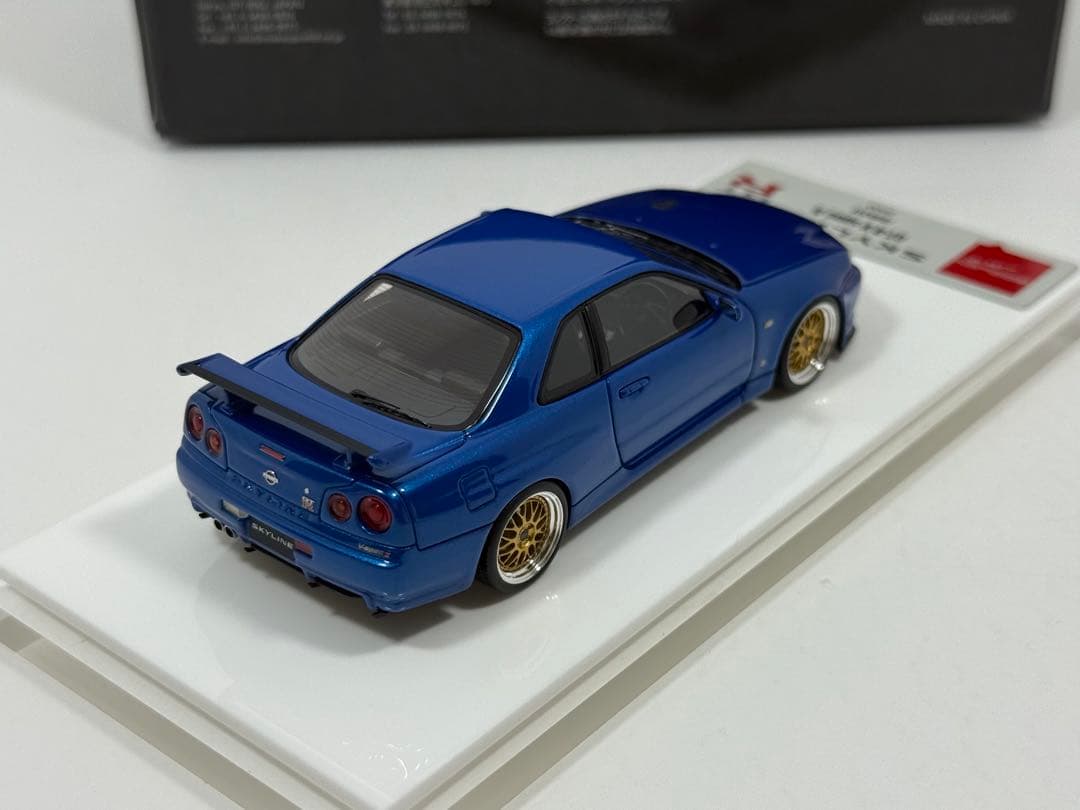 1/43 スカイライン GT-R BNR34 V-spec II BBS LM