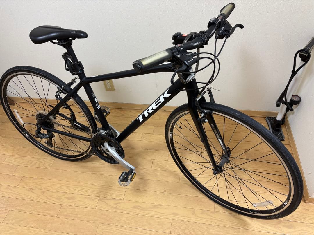 TREK クロスバイク FX7.4