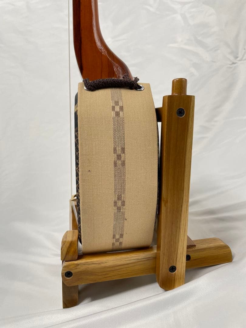 沖縄三線 実入りチーク/チュン木 人工皮 スンチ塗り