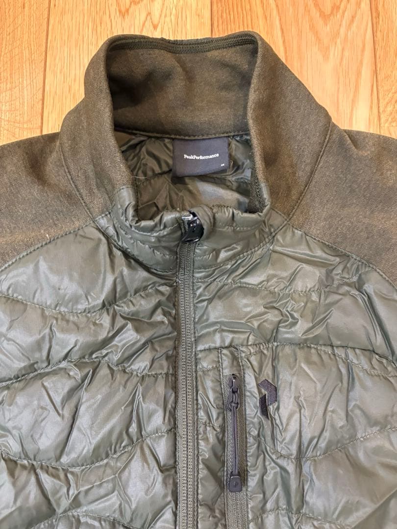 【ピークパフォーマンス】美品ヘリウムハイブリッドダウンジャケット