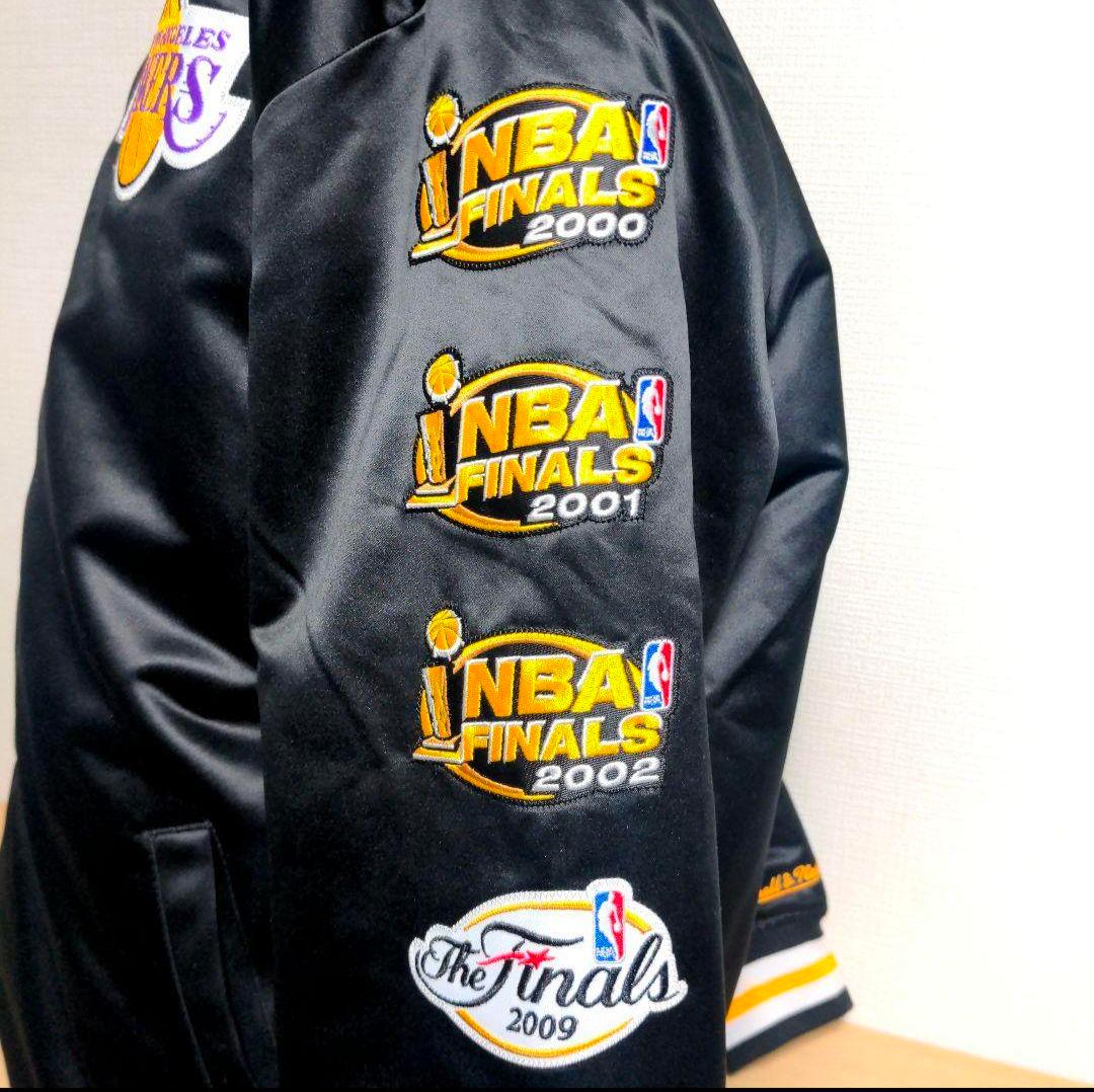cq37 美品 NBA LAKERS スタジャン 黒 メンズ3Lサイズ相当