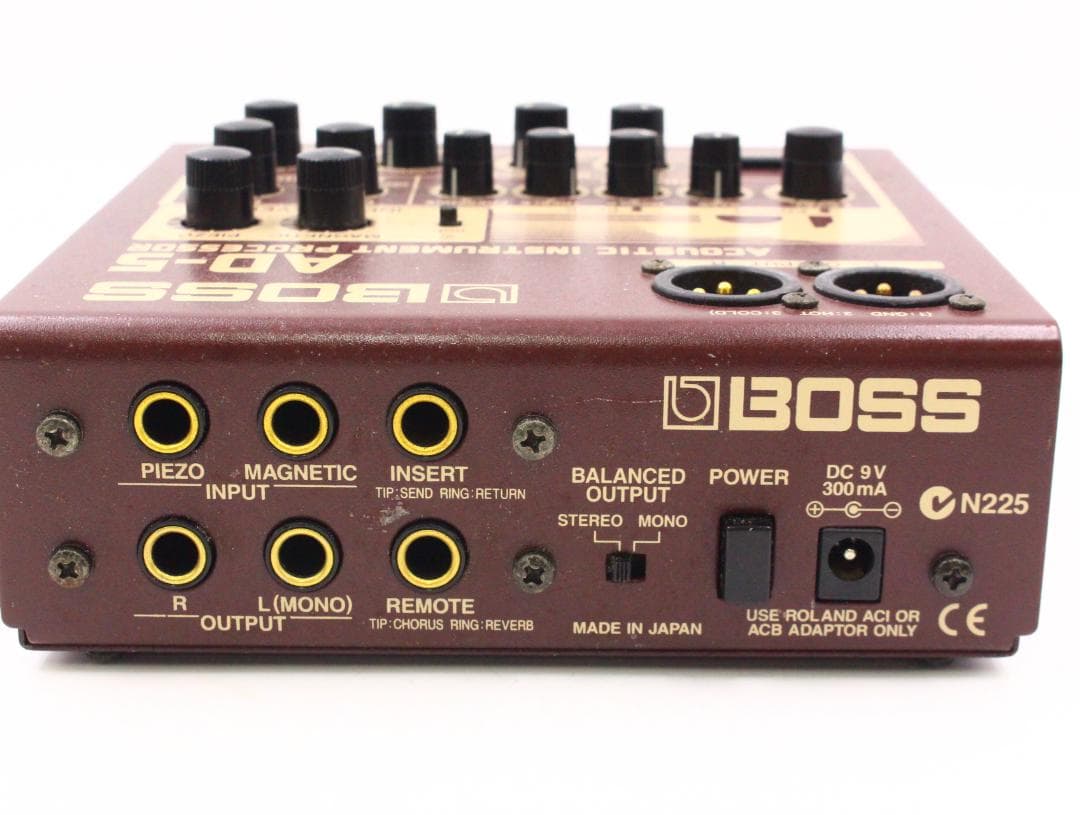 ▲BOSS AD-5 アコースティック楽器プロセッサー
