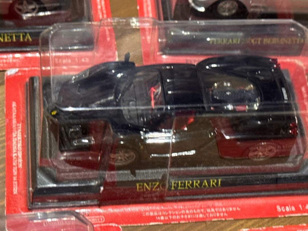 11日祝日　10万円引　FERRARIミニカー 8台セット
