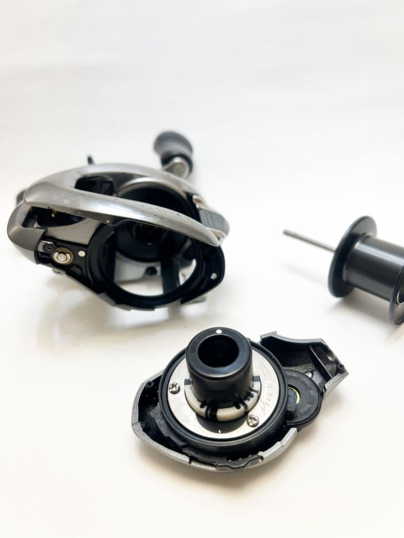 Shimano 15メタニウムDC 右ハンドル 後期型