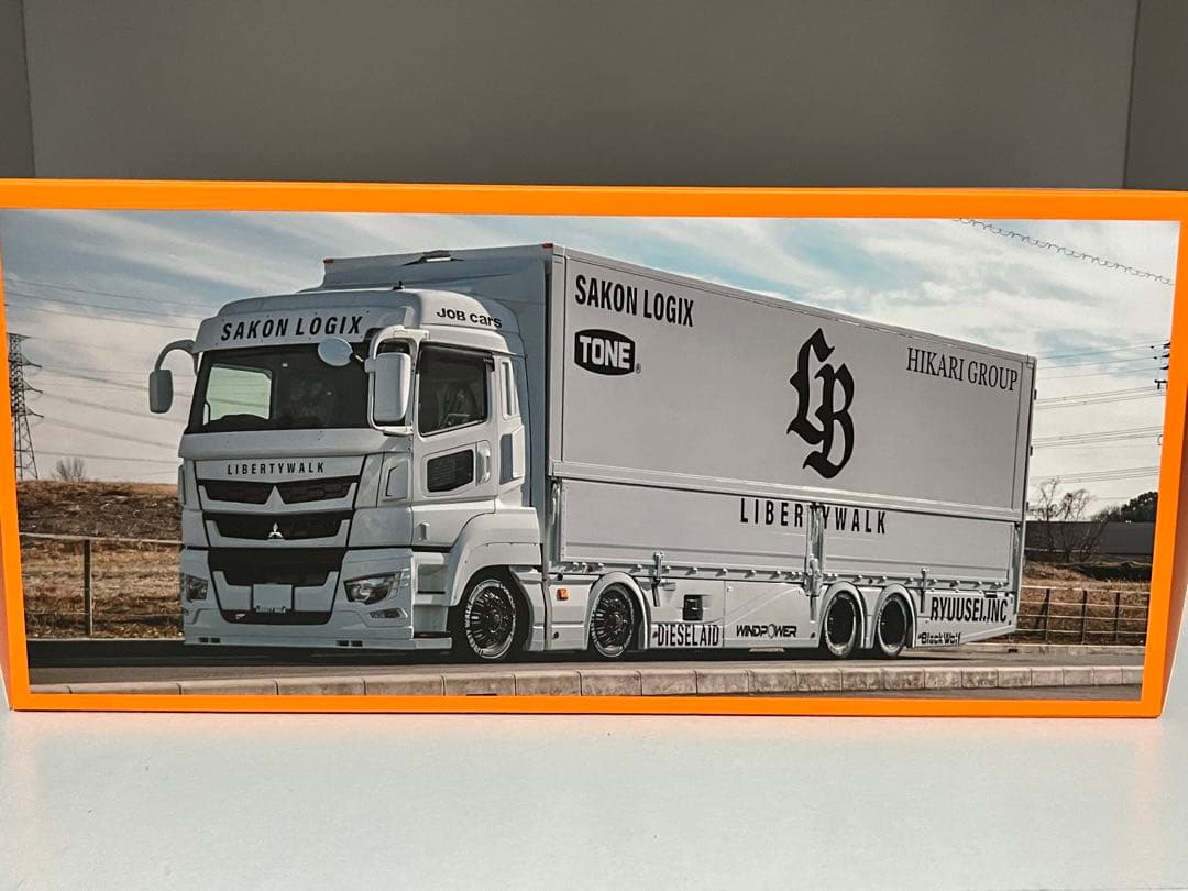 【最終価格】1/64ミニカー GCD LBWK ふそう リバティーウォーク