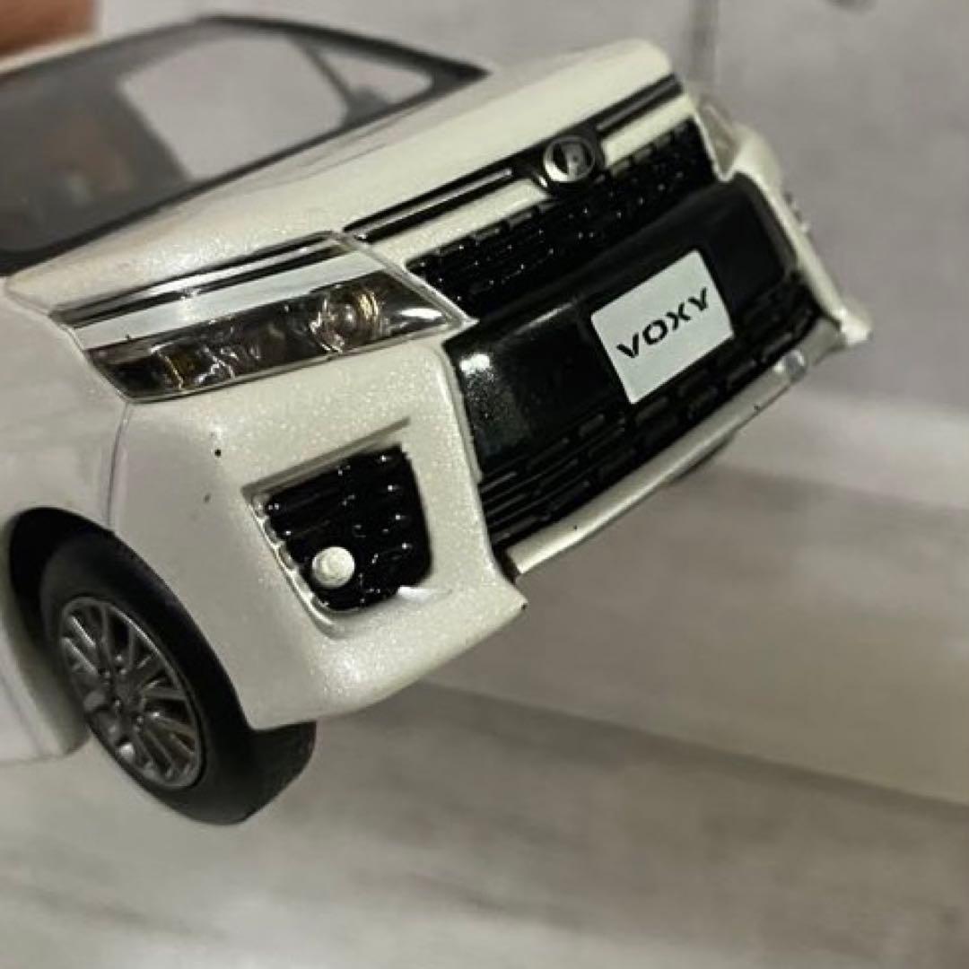 TOYOTA VOXY トヨタ ヴォクシー 80 前期 ミニカー カラーサンプル