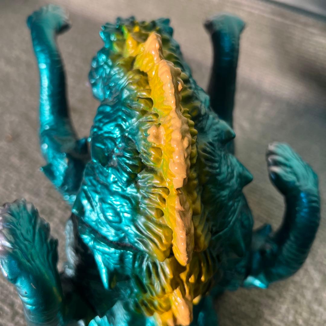 ファンクラブ限定「東宝怪獣ビオランテ」