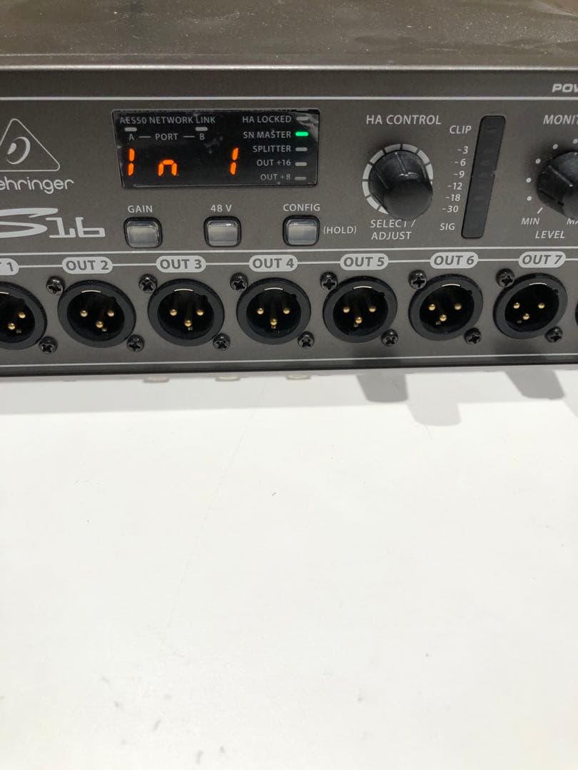 BEHRINGER ( ベリンガー ) SD16 ステージボックス