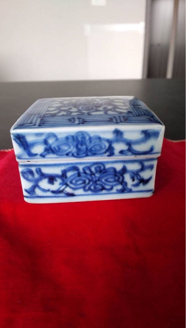 中国　香合　清朝時代　青華