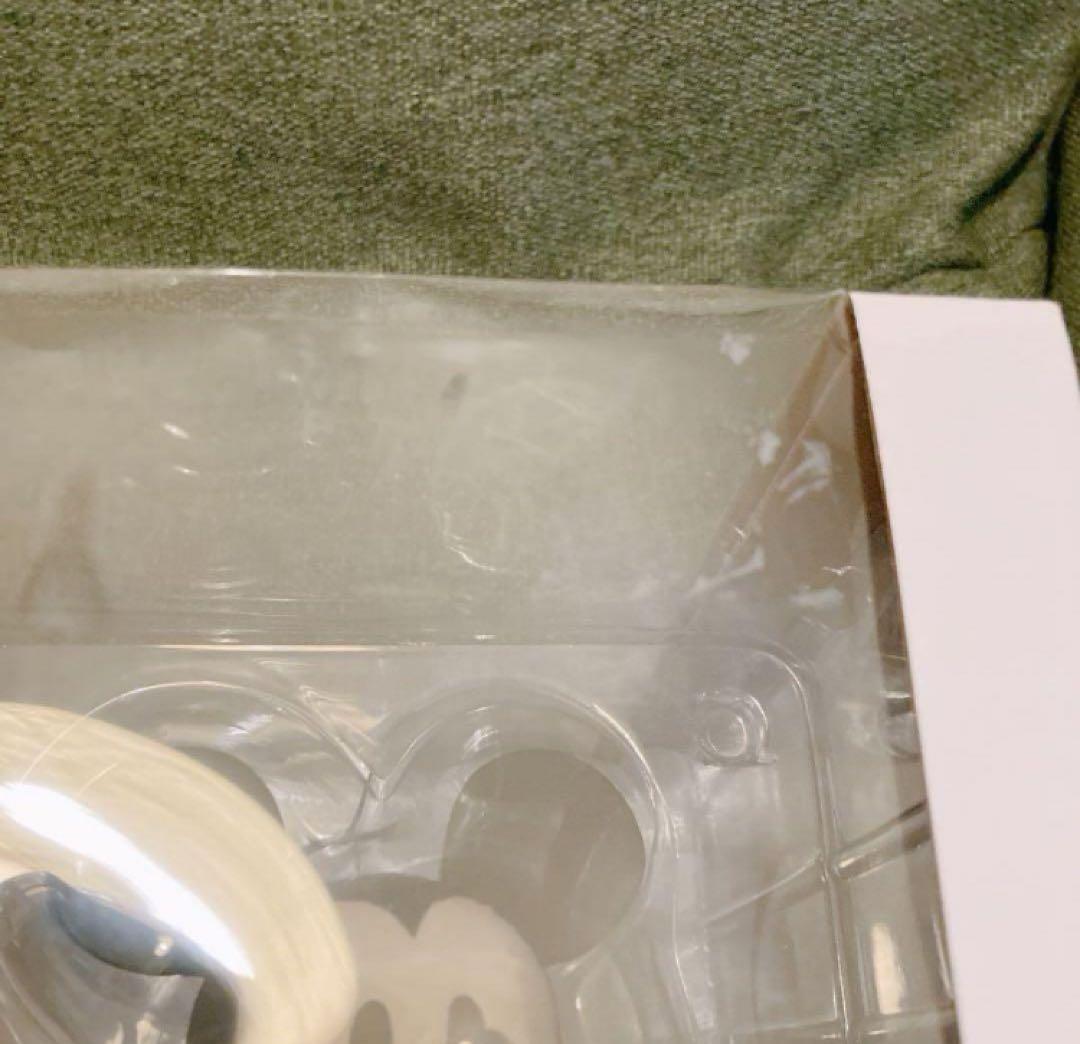 ミッキー　白黒　フィギュア